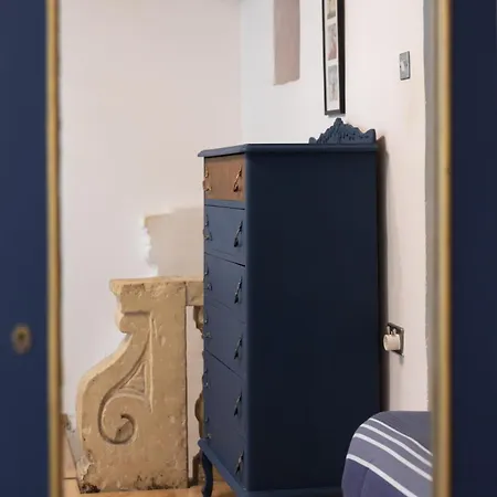 Traditional Maltese Style 1br Maisonette - Grand Harbour Area