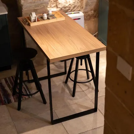 Traditional Maltese Style 1br Maisonette - Grand Harbour Area 瓦莱塔