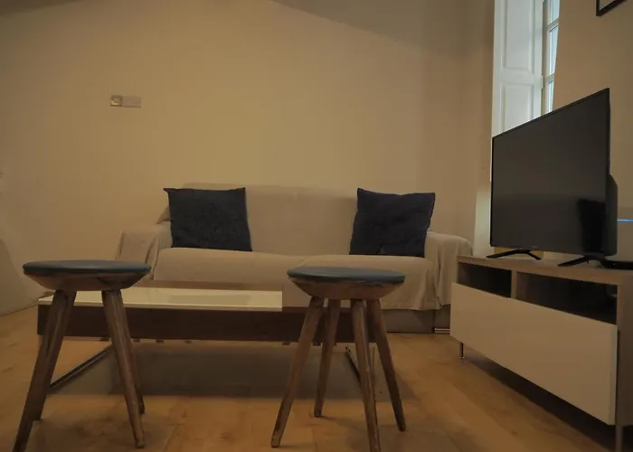 アパート Traditional Maltese Style 1br Maisonette - Grand Harbour Area *